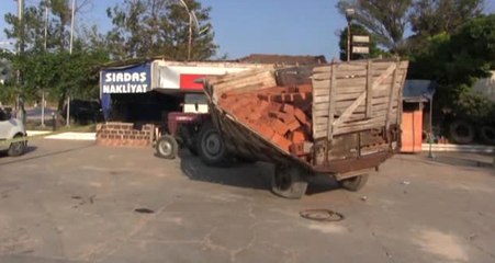 Şişirilirken Patlayan Traktör Lastiği Can Aldı!