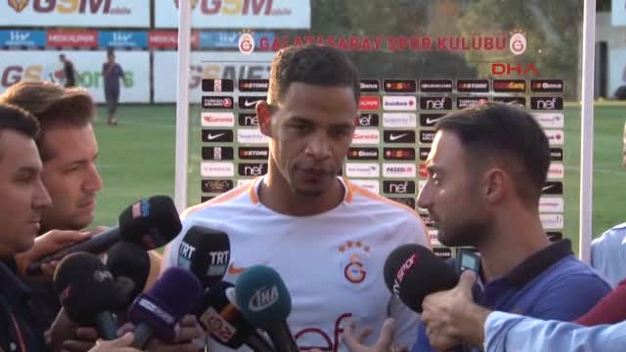 Galatasaraylı Futbolcu Fernando Açıklamalarda Bulundu