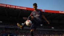 Neymar aparece fazendo malabarismo pelo PSG em novo vídeo do FIFA 18; assista!