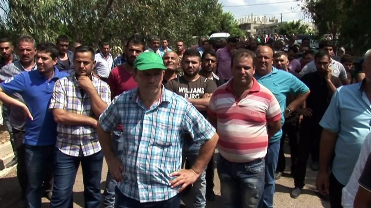 لبنان يشيع ثلاثة جنود قتلوا في المعركة ضد تنظيم الدولة الاسلامية