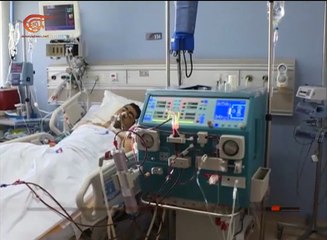 الرئيس عون يتفقد جرحى الجيش اللبناني في المستشفى