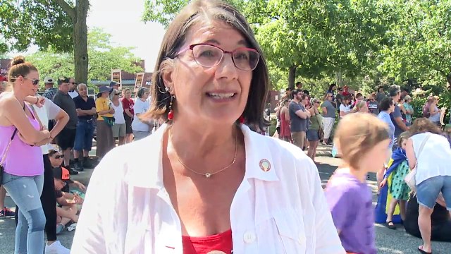 Teachers Replace Hateful Graffiti Found on Sidewalk with Messages of Love