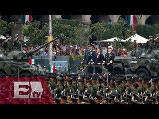 Desfile militar por los 205 años de la Independencia de México