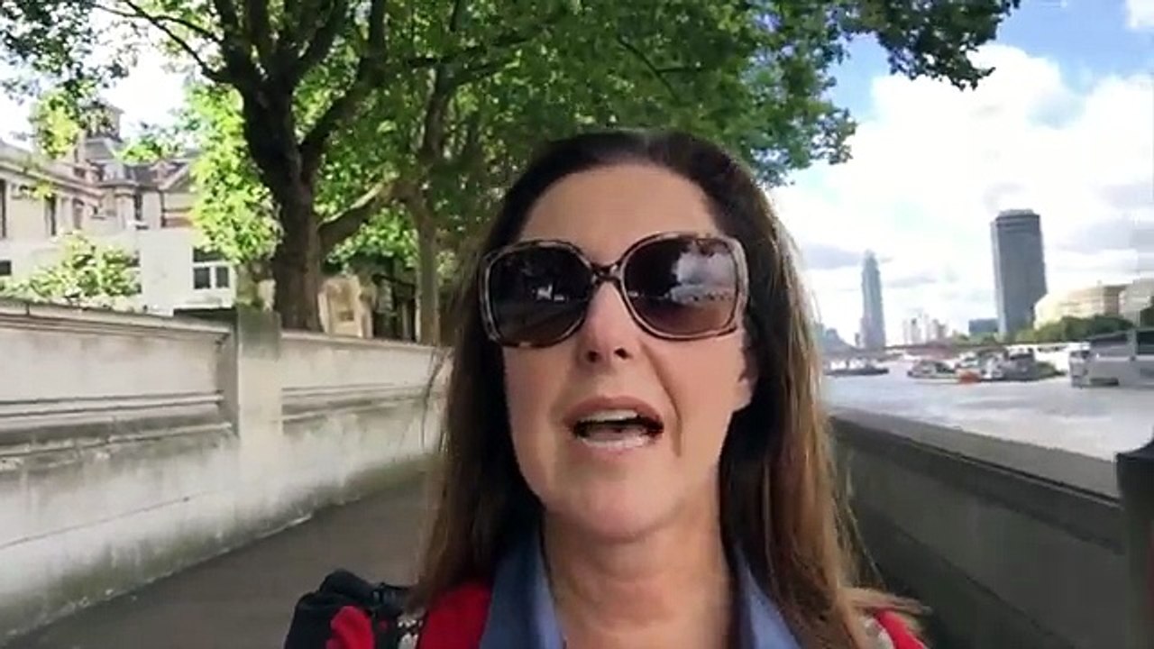 BIG BEN LONDON ENGLAND - CLOCK TOWER CHIMES STOP UNTIL 2021!