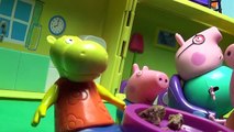 Et et n / A sur ou porc Peppa Suzy géant de merde privé avec la famille george Peppa |