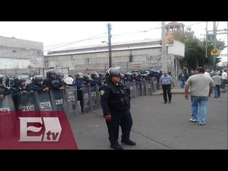 Enfrentamiento entre policías y comerciantes de la Doctores / Titulares de la Noche