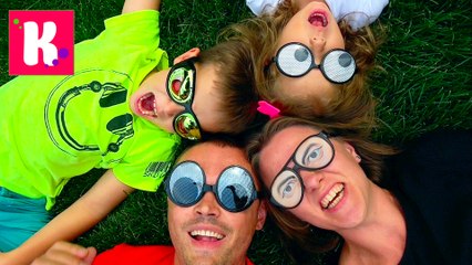 VLOG Funny Family  НАС ЗАНЕСЛО в ДРУГУЮ СТРАНУ Котята дома с кошечкой Муркой ДОРОН ДОН ДОН sketch Катя и Макс новое 2017
