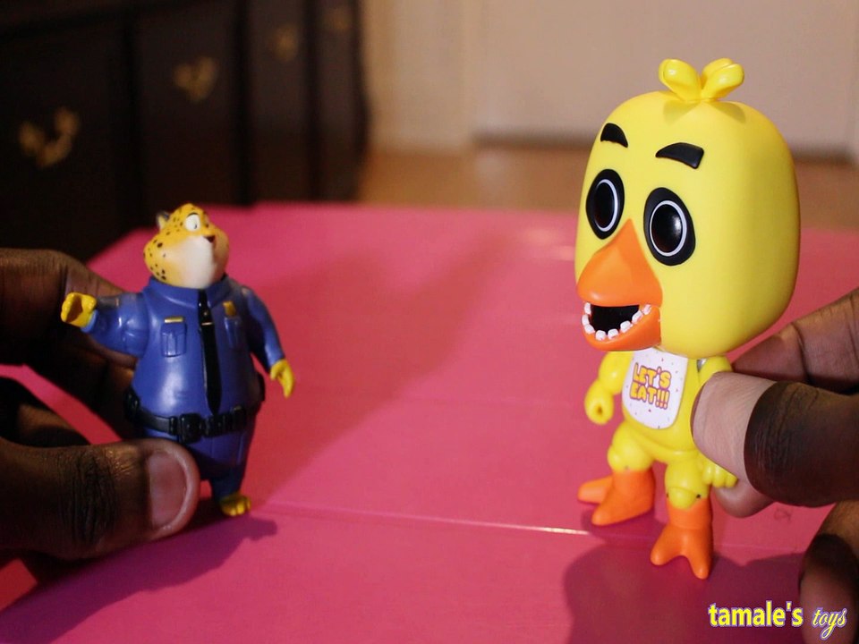 WHO'S PUSHING PEOPLE DOWN THE STREET CHICA REY DR STRANGE BUMBLEBEE CLAWHAUSER Toys BABY Videos