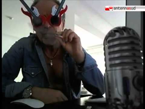 TG 08.08.12 Vasco Rossi sceglie la Puglia per le sue vacanze
