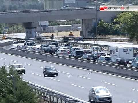 TG 11.08.12 Esodo di ferragosto, traffico da bollino rosso