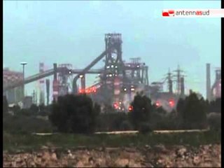 Tải video: TG 13.08.12 Taranto: capitale dei tumori, in aumento del 15%