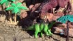 Attaque aventure prédateur contre proie amusement dinosaures jouets vidéo pour enfants
