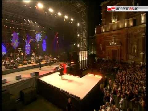 TG 27.08.12 Pizzica salentina e fanfara balcanica: il successo della Notte della Taranta