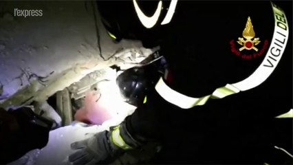 Séisme en Italie: des enfants ensevelis, au moins deux morts