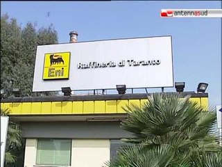 TG 10.09.12 Taranto, operaio ustionato nell'incendio alla raffineria Eni