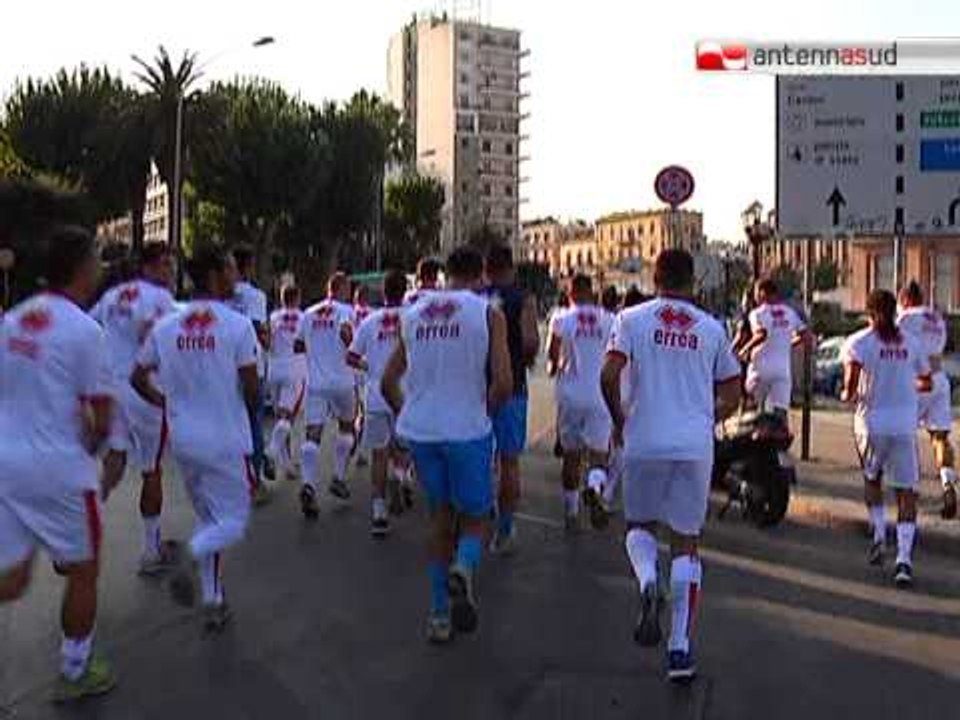 TG 12.09.12 Calcio: il Bari torna ad allenarsi sul lungomare