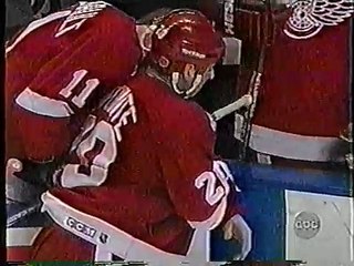 Chris Pronger vs Martin Lapointe