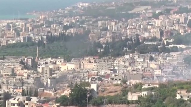 اشتباكات بمخيم عين الحلوة في لبنان