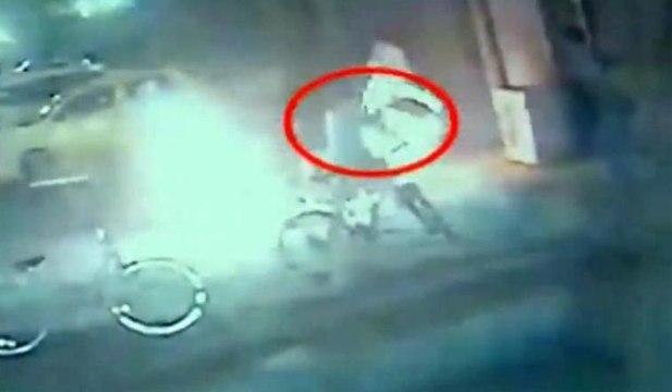 Barbekü keyfi kötü bitti: Alevler içinde kaldı