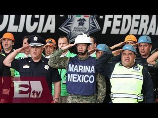 Regresan mexicanos que apoyaron labores de rescate en Guatemala/ Titulares de la noche