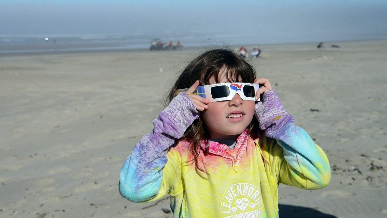 Totale Sonnenfinsternis begeistert USA