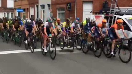GP Zottegem - passage du peloton