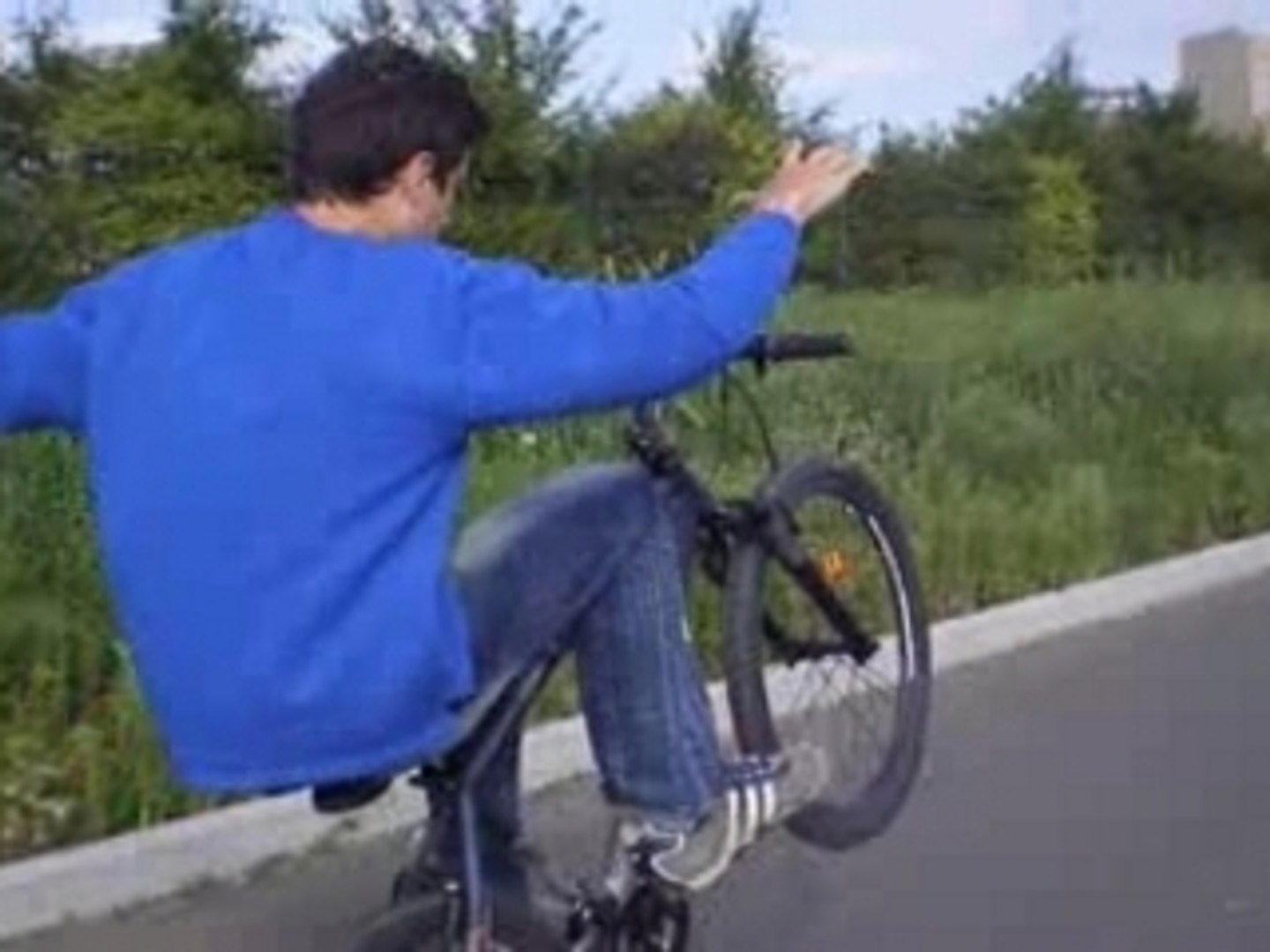 ⁣L3o with Kev-Ber [ Insane Stunt Team ]