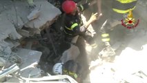 İtalya'daki Deprem - Enkazdan İki Çocuk Daha Sağ Çıkarıldı - Roma