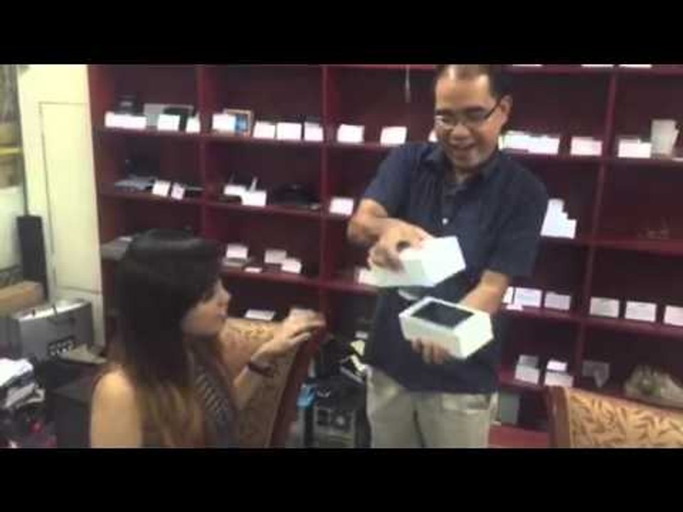iPhone 6 Plus Drop Test at the Manila Bulletin Office