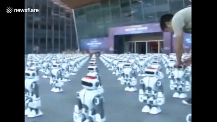 More than 1000 robots dance simultaneously to break world record