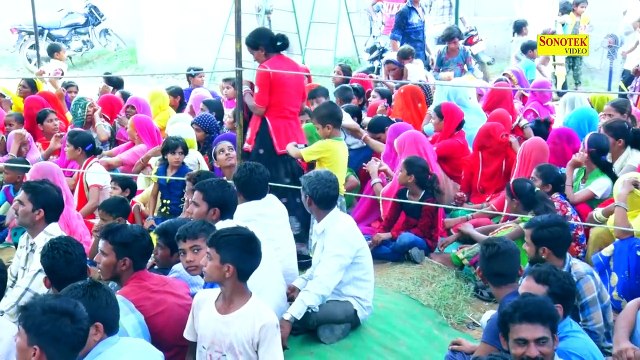 New Dance Viral || फिर आ गयी गोरी रानी अपनी फोम में || गोरी रानी ने तहलका मचा दिया || New Song 2017