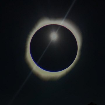 The total solar eclipse from locations across the United States [Mic Archives]