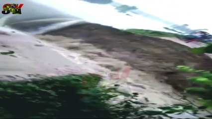 VERY DANGEROUS FLOOD IN KISHAN GANJ,BIHAR ,INDIA