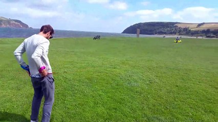 Il fait du cerf-volant en pleine tempête