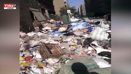 كميات كبيرة من القمامة حول سور مدرسة محمود خاطر بعين شمس الشرقية