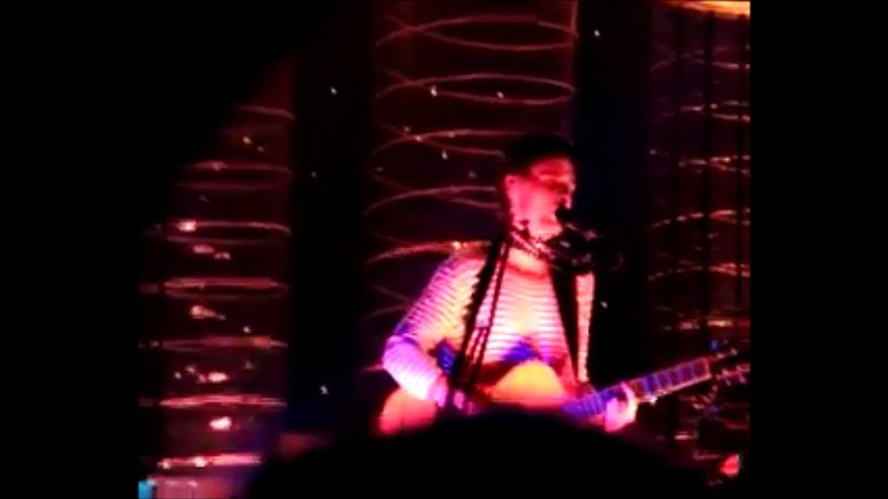 Muse - Soldier's Poem, Sydney Hordern Pavilion, 01/23/2007