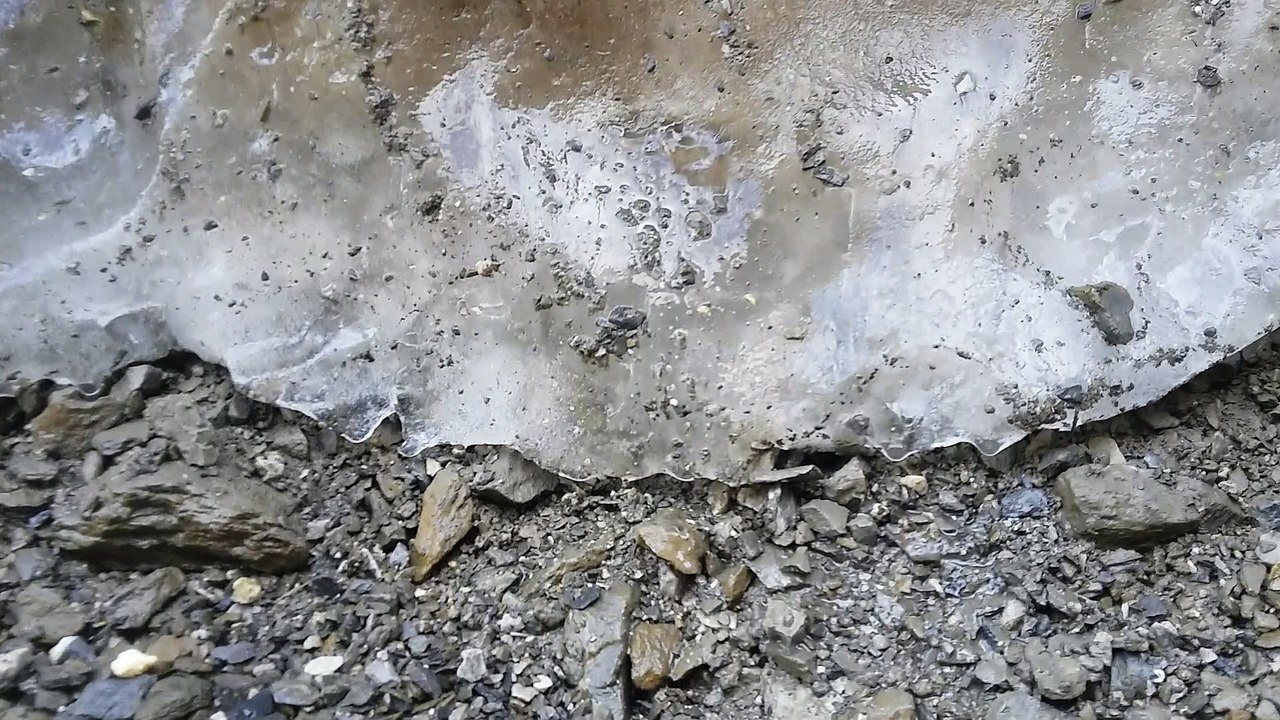 Fonte de glace, Cirque de Gavarnie (Hautes-Pyrénées)
