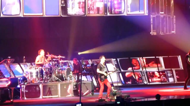 Muse - Stockholm Syndrome, Telenor Arena, Oslo, Norway 7/24/2013
