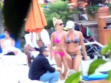 Britney Spears Looking Hot In A Pink Bikini Poolside In Marina Del Rey [2009]