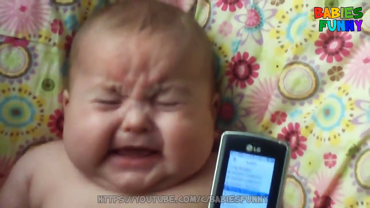 Funny Babies Scared and Startled Videos Compilation 2017
