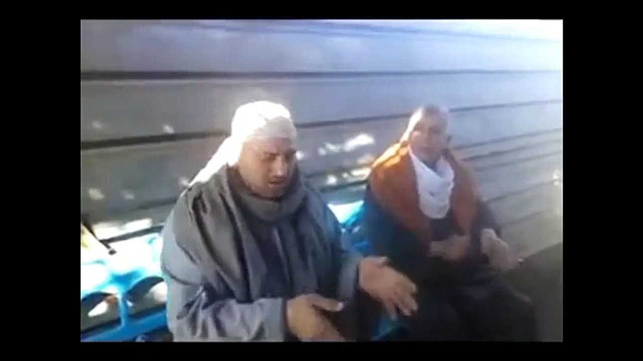 مواطن مصري يزعم اكتشاف كنوز قارون ويطالب السيسي بـ10 بالمئة