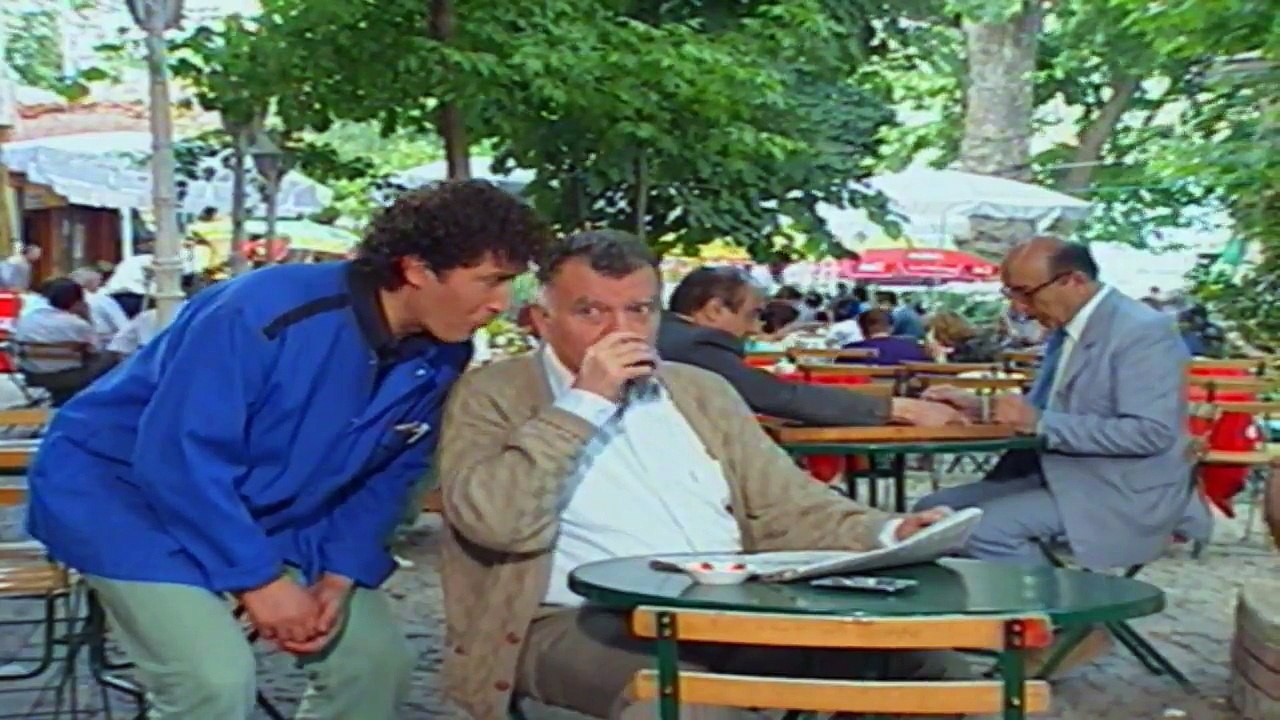 Bizim Mahalle - 18. Bölüm