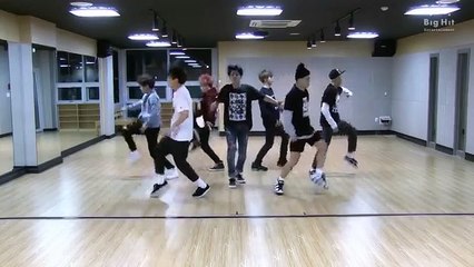 BTS- Best Dance Breaks