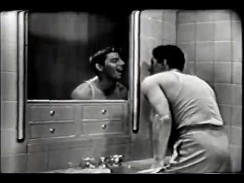 DEAN MARTIN & JERRY LEWIS - 1951 - Comedy Routine - Shaving Mirror