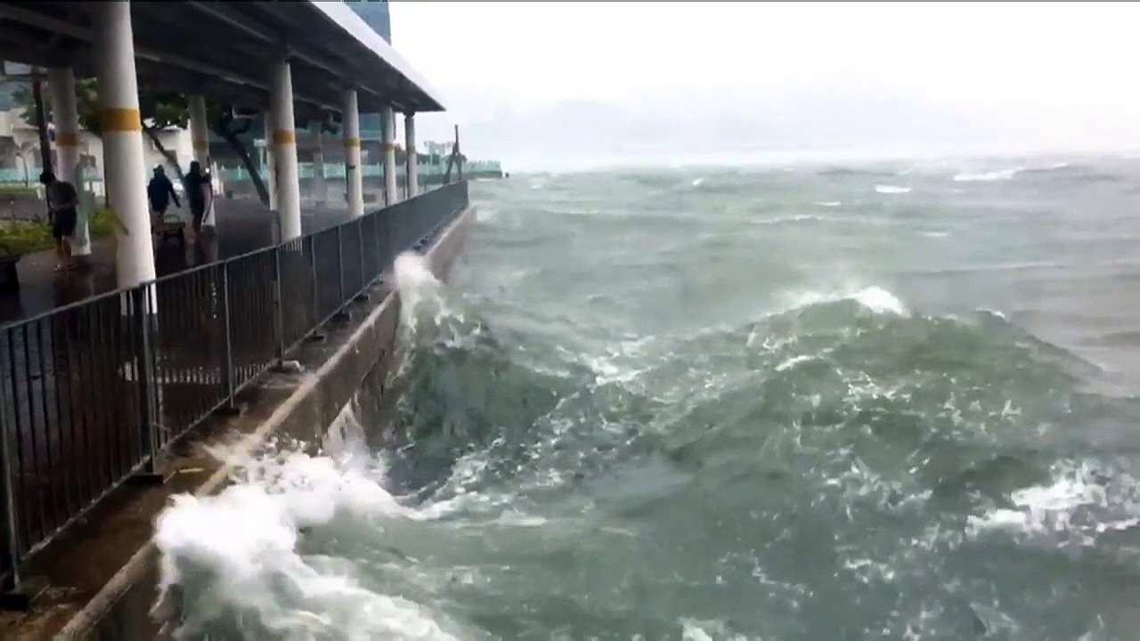 Hong Kong raises highest warning for Severe Typhoon Hato