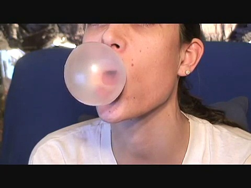 bubble gum,orange bubbles,hear them POP!