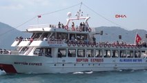 Muğla Marmaris'te Turizmcilerin Yüzü Ortadoğulu Turistlerle Güldü