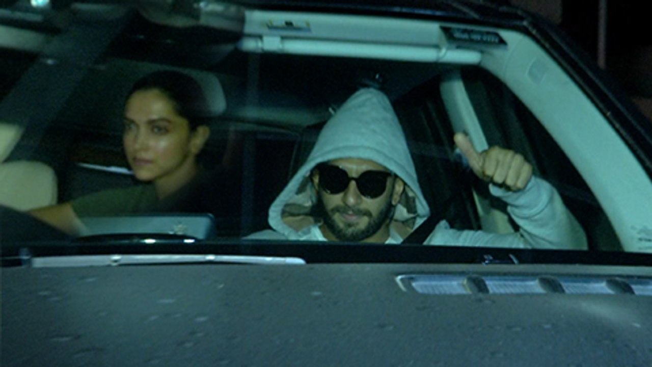 Deepika Padukone & Ranveer Singh SPOTTED TOGETHER At Carbon Short Film Screening