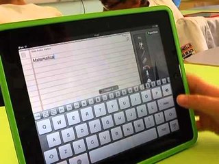 TG 16.10.12 Vecchio libro addio, a Cassano la scuola va a "tavoletta"