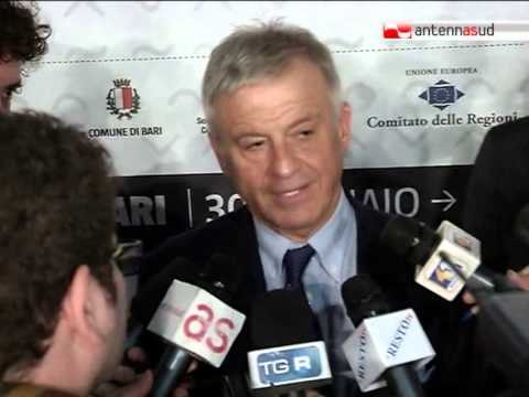 TG 20.10.12 Ilva: Clini difende l'Aia